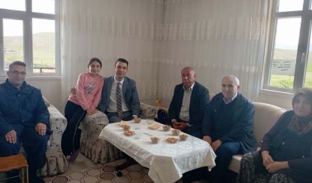 Kaymakam Mustafa Düzgün’den şehit ailesine anlamlı ziyaret