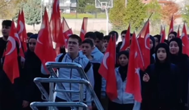 Dodurga’da öğrencilerden şiddete karşı anlamlı mesaj