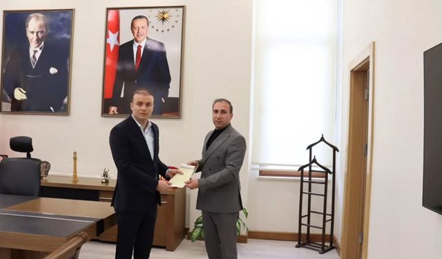 Kaymakam Dinçer kurban vekaletini Kızılay’a verdi