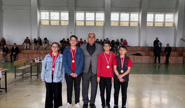 Köy ortaokulları bilgi yarışmasında kazananlar belli oldu