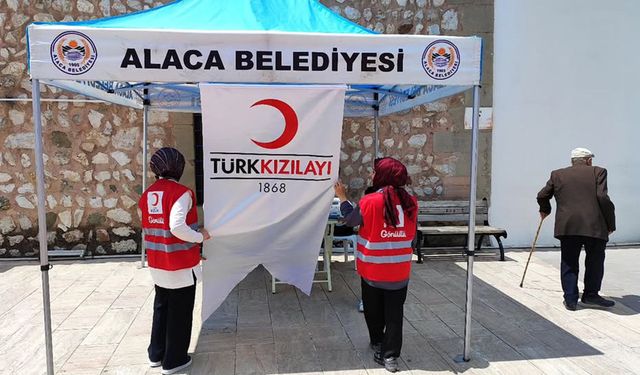 Türk Kızılayı Alaca’da kurban bağış standı açtı
