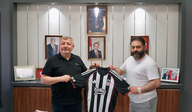 Beşiktaş tribün amigosundan Başkan Gelgör’e ziyaret