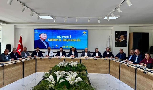 İlçe başkanları toplantısında teşkilat çalışmaları değerlendirildi