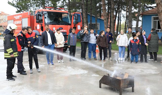 Başkan Arslan, özel öğrencilerle tatbikata katıldı