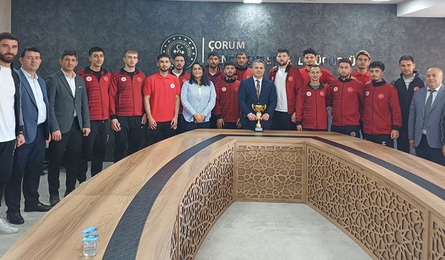 Mustafa Demirkıran: Çorum’u gururla temsil ediyorlar