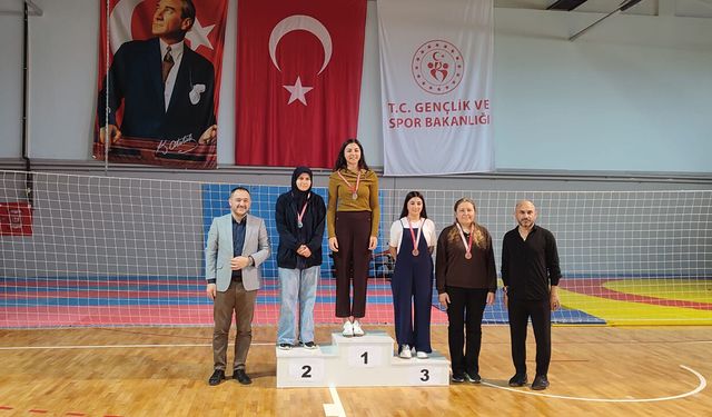 Mecitözü Devlet Hastanesi’nden masa tenisinde şampiyonluk