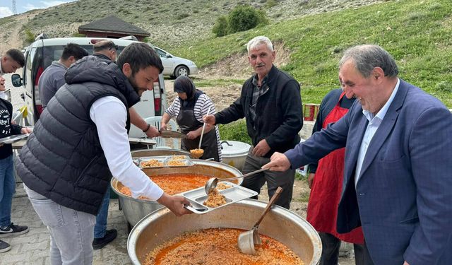 Mecitözü’nde şükür duası programları devam ediyor