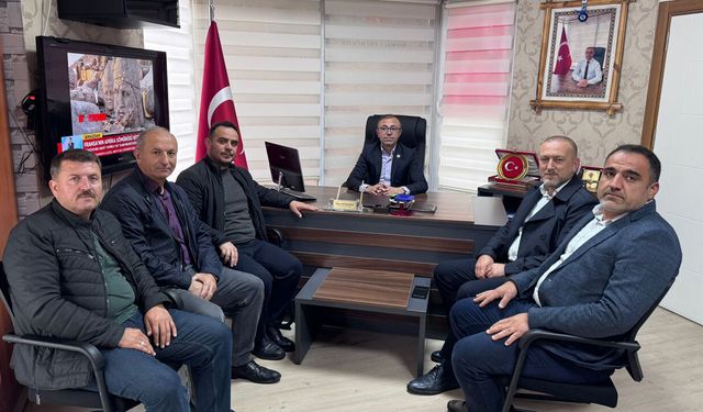 Yeniden Refah Partisi heyetinden Buharaevler Mahallesi Muhtarı Patiroğlu’na ziyaret