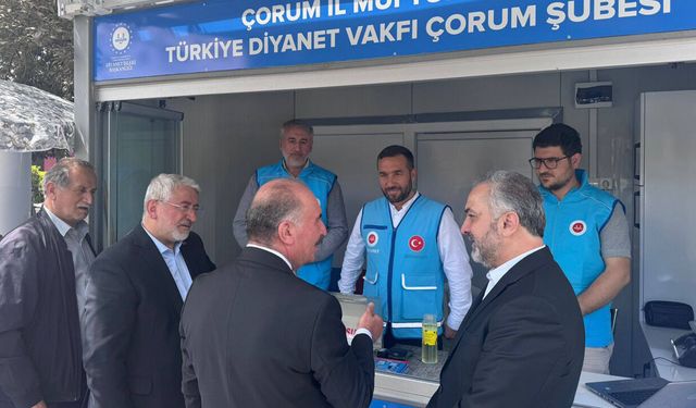 Vali Çalgan’dan kurban bağışı standına ziyaret