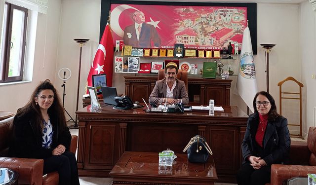 Mecitözü Noteri’nden Belediye Başkanı Veli Aylar’a ziyaret