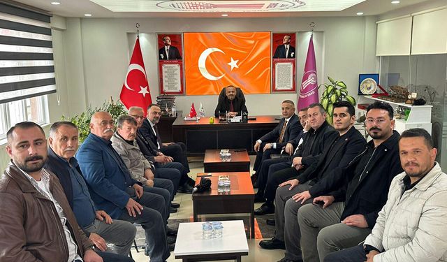 Milletvekili Tahtasız’dan Taşova Esnaf ve Sanatkarlar Odası’na ziyaret