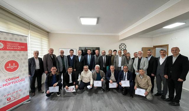 Çorum’da din görevlilerine “Etkili Hutbe Sunumu” eğitimi