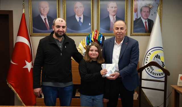 Başkan Arslan’dan başarılı öğrenciye tebrik
