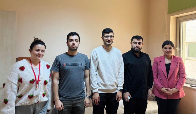 Eczacıların özverili çalışmasına teşekkür