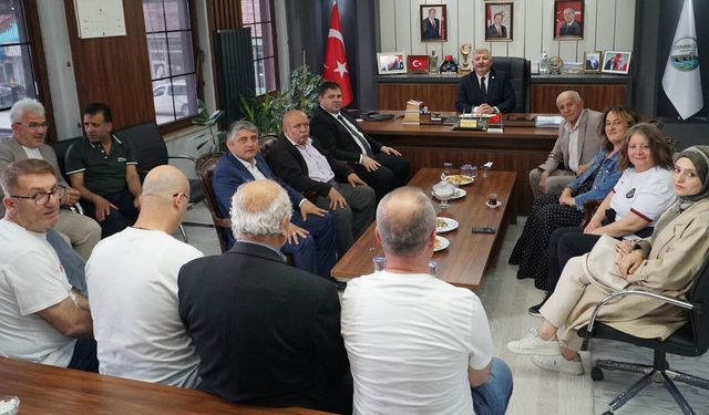 Başkan Gelgör’e ziyaretçi akını