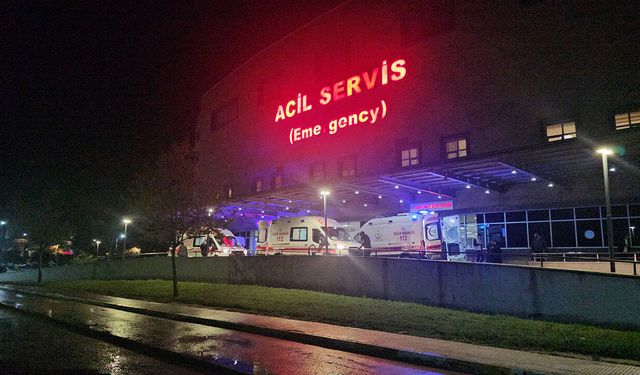 Çorum'da çıkan bıçaklı kavgada 2 kişi yaralandı