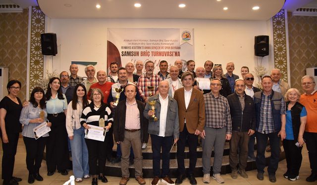 Çorumlu briç sporcuları Atakum’daki turnuvada yarıştı