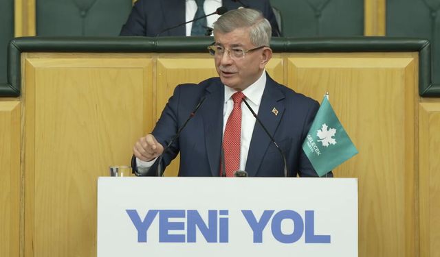 Davutoğlu’ndan CHP’ye sert çıkış: “Ara sınavı kaybetmiş bir parti”