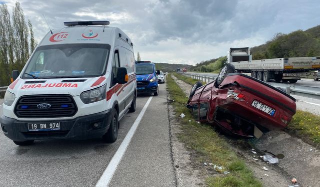 Çorum’da otomobil takla attı, 5 yaralı
