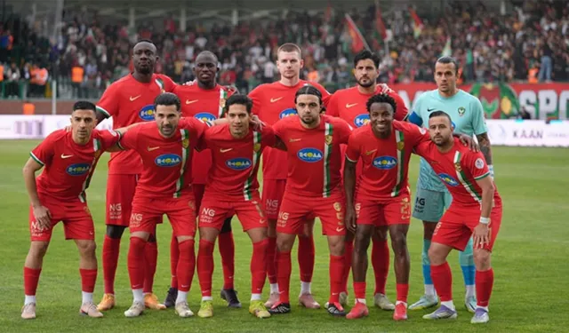 Flaş gelişme: 1. Lig bitti ve Süper Lig'e yükselen son takım belli oldu