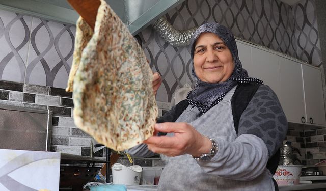 "Kadınsın yapamazsın" dediler, o ise gözlemeleriyle 10 evladına gelecek kurdu!