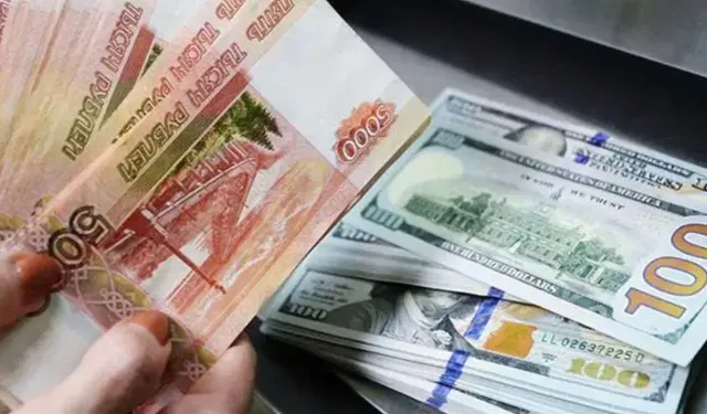 Rus rublesi dolar karşısında son iki yılın zirvesine çıktı