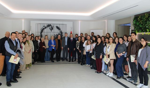 Eczacılar yeni hizmet binasında ilk bilimsel etkinlikte buluştu
