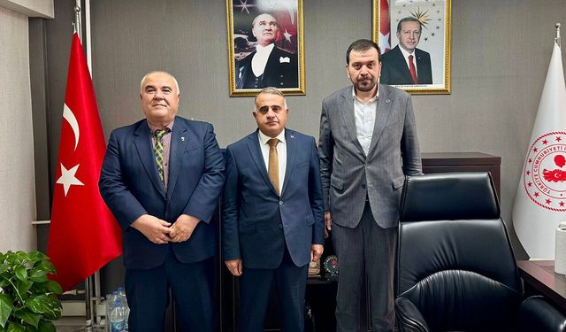 AK Parti İl Başkanı Yakup Alar’dan Nüfus Müdürlüğü’ne ziyaret