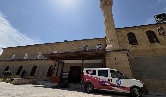 Çorum Belediyesi'nden ibadethanelerde kapsamlı temizlik çalışması