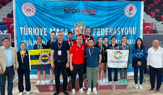 Masa Tenisi Türkiye Şampiyonası Çorum'da sürüyor