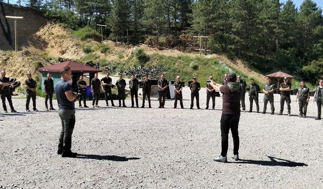 Çorum'da orman personeline silah ve atış eğitimi verildi