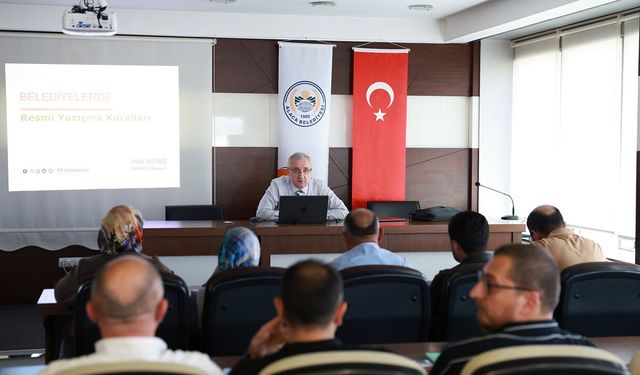 Belediye personeline ‘Resmi Yazışma Kuralları’ semineri
