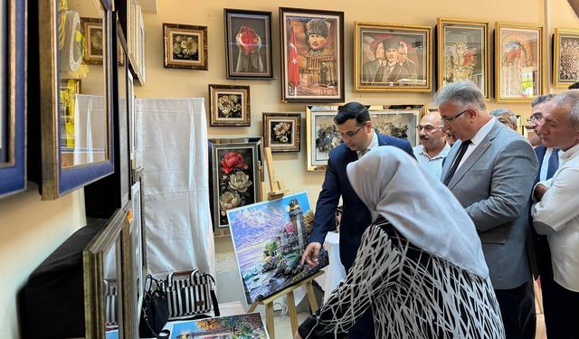 Oğuzlar’da Hayat Boyu Öğrenme Haftası sergisi açıldı