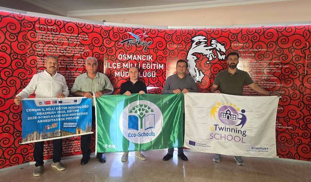 Yeşil Bayrak başarısı gösteren okullar ödüllendirildi