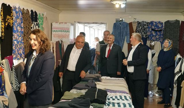 Berk Köyü'nde yıl sonu sergisi açıldı