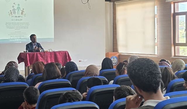 Nenehatun Ortaokulu'nda "Değerleriyle Güçlü Ailem" projesi sürüyor
