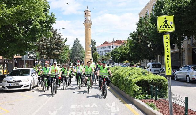 Bisiklet tutkunları Kadeş Barış Meydanında buluştu