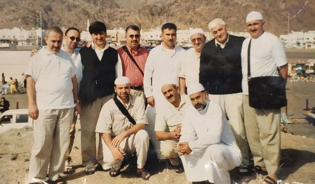 Ahmet Ahlatcı’nın Hac yolculuğundan yıllar sonra ortaya çıkan nostaljik kare