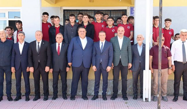 Çorum'da geleceğin ustaları belgelerine kavuştu