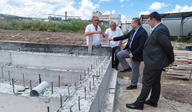 112 Acil Sağlık İstasyonu inşaatında inceleme yaptılar