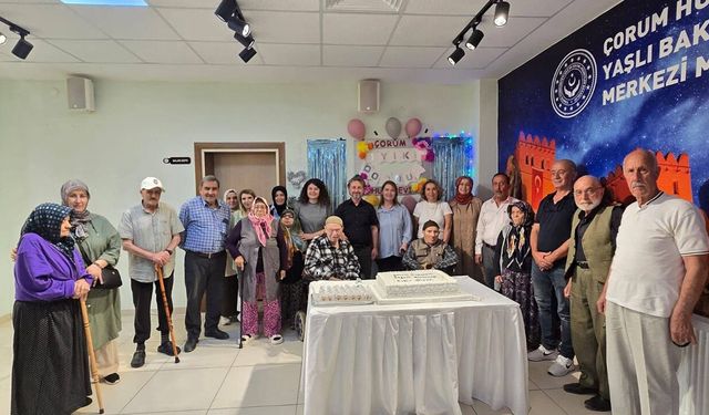 Çorum Huzurevi’nde Haziran'da doğanların doğum günü kutlandı