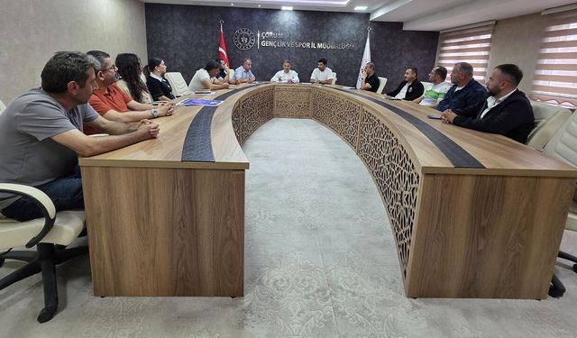 Yazı sporla geçirmek istiyen gençler için çalışmalar sürüyor