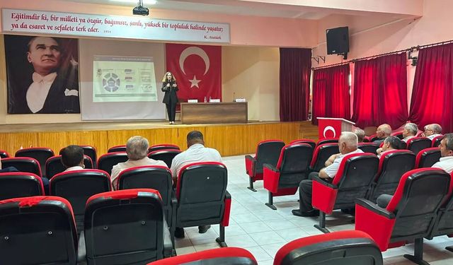 Muhtarlar 'Sosyal Hizmetler' hakkında bilgilendirildi