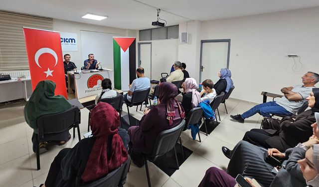 Filistin meselesi panelinde tarih ve politika analizi yapıldı