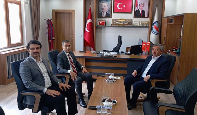 Kaymakamlardan Başkan Toydemir’e ziyaret