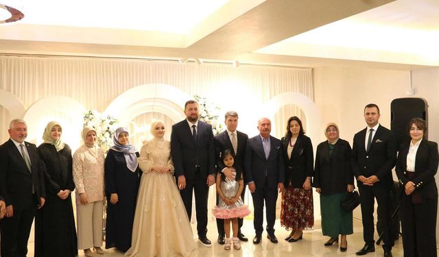 Başkan Aşgın’ın oğlu nişanlandı