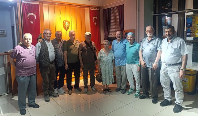 Çorum'da efsane öğretmenler öğrencileriyle buluştu