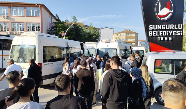 Sungurlu Belediyesinden üniversite adaylarına ücretsiz servis hizmeti