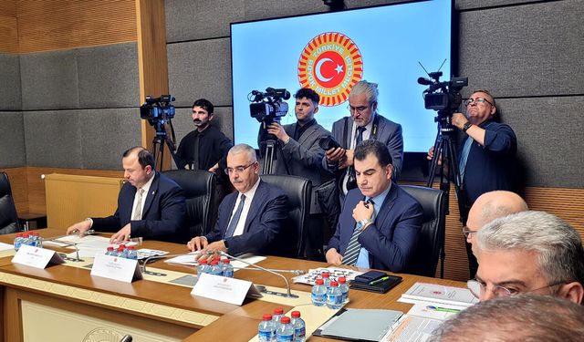 Uzman er ve erbaşlarla ilgili kanun teklifi komisyonda kabul edildi