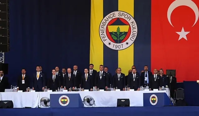 Fenerbahçe kongresinde tansiyon yükseldi: Toplantıya iki kez ara verildi